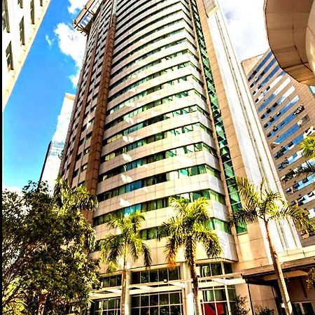 Radisson Vila Olimpia São Paulo Luaran gambar The building's facade