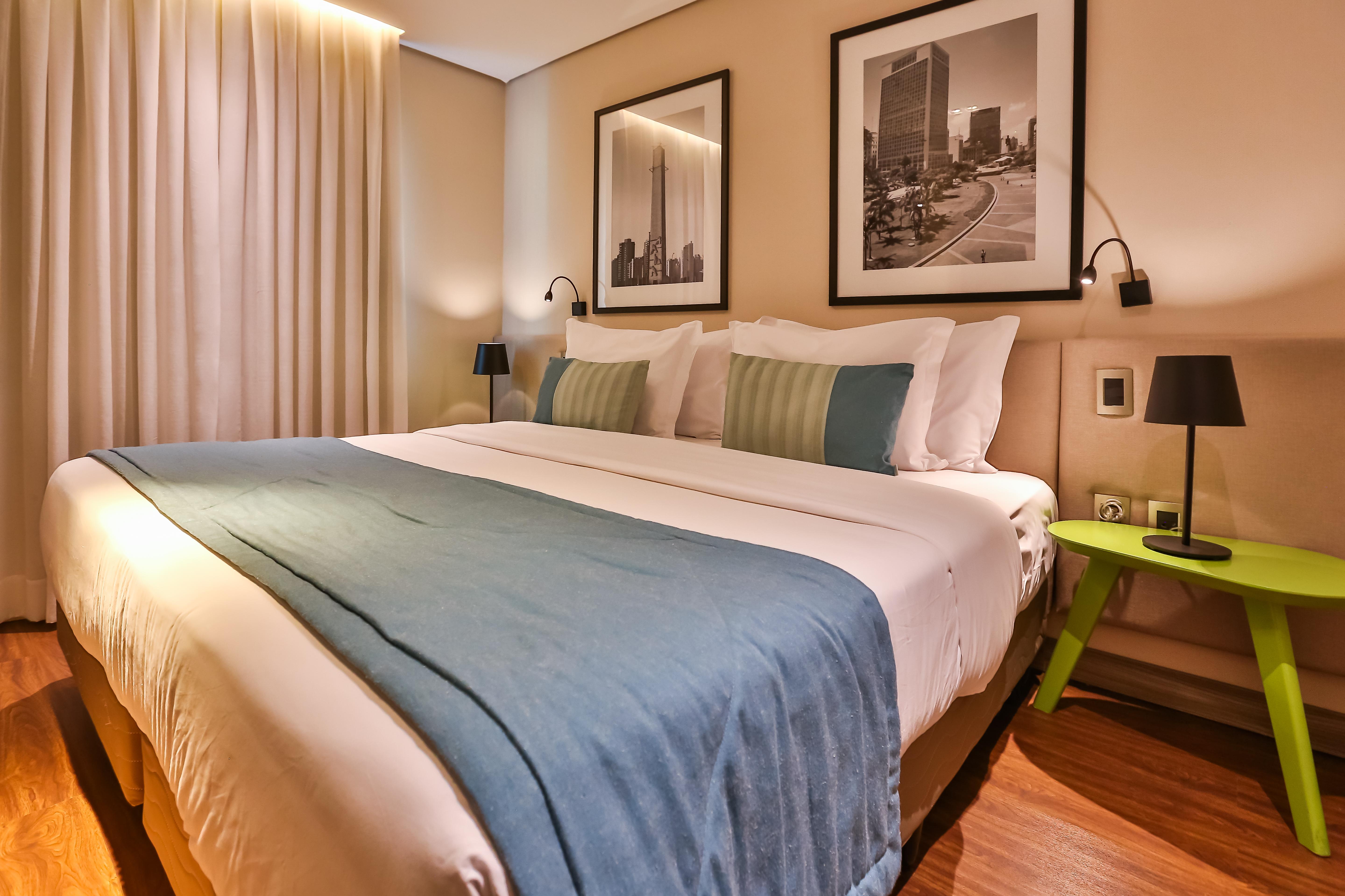 Radisson Vila Olimpia São Paulo Luaran gambar A bedroom at the hotel