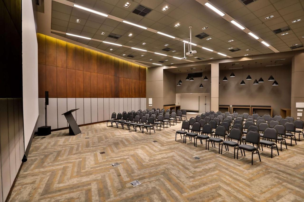 Radisson Vila Olimpia São Paulo Luaran gambar The auditorium of the National Museum of the United States Army